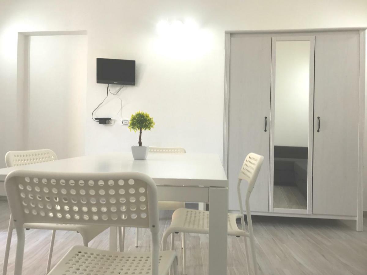 Good Vibe Sardinia B&B ออลเบีย ภายนอก รูปภาพ